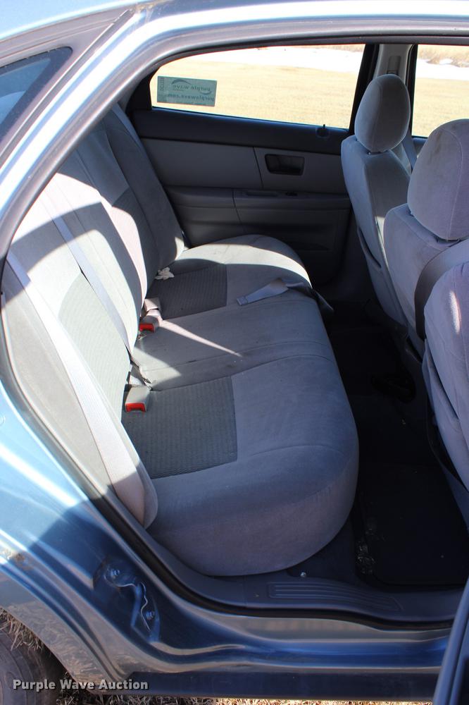 image for item DC7728 2006 Ford Taurus SE