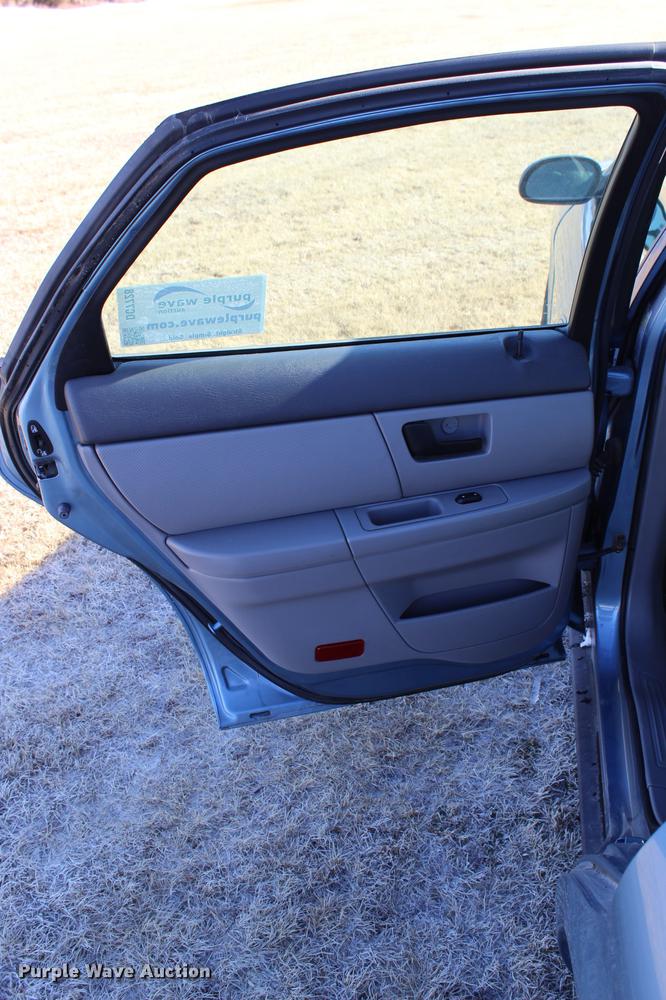 image for item DC7728 2006 Ford Taurus SE