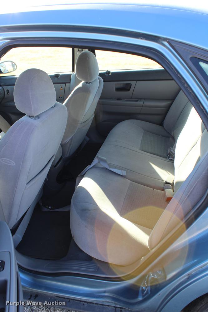 image for item DC7728 2006 Ford Taurus SE