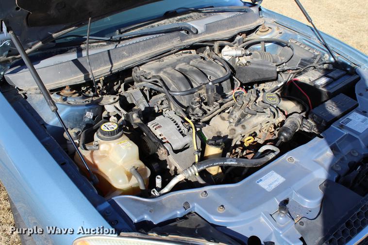 image for item DC7728 2006 Ford Taurus SE