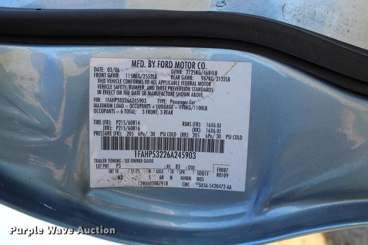 image for item DC7728 2006 Ford Taurus SE