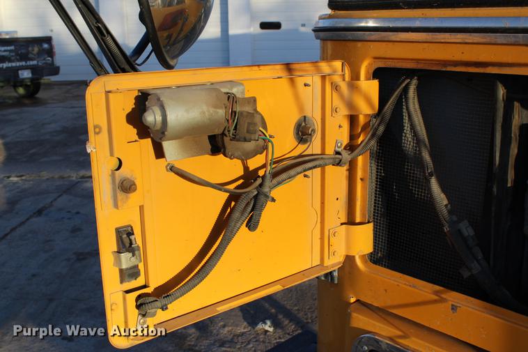 image for item DC7730 2004 Blue Bird school bus