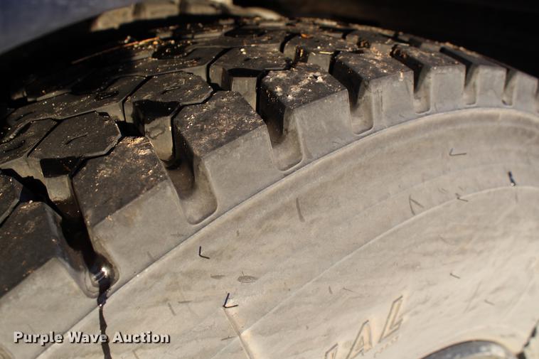 image for item DC7730 2004 Blue Bird school bus