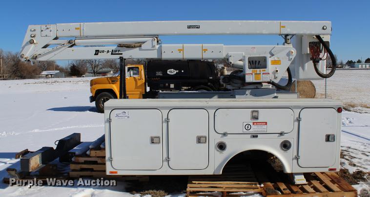 image for item DC7732 Fibre Body utility bed with boom