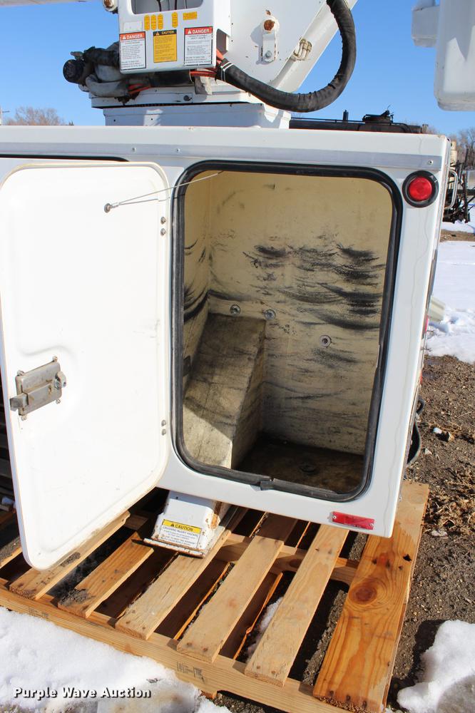 image for item DC7732 Fibre Body utility bed with boom