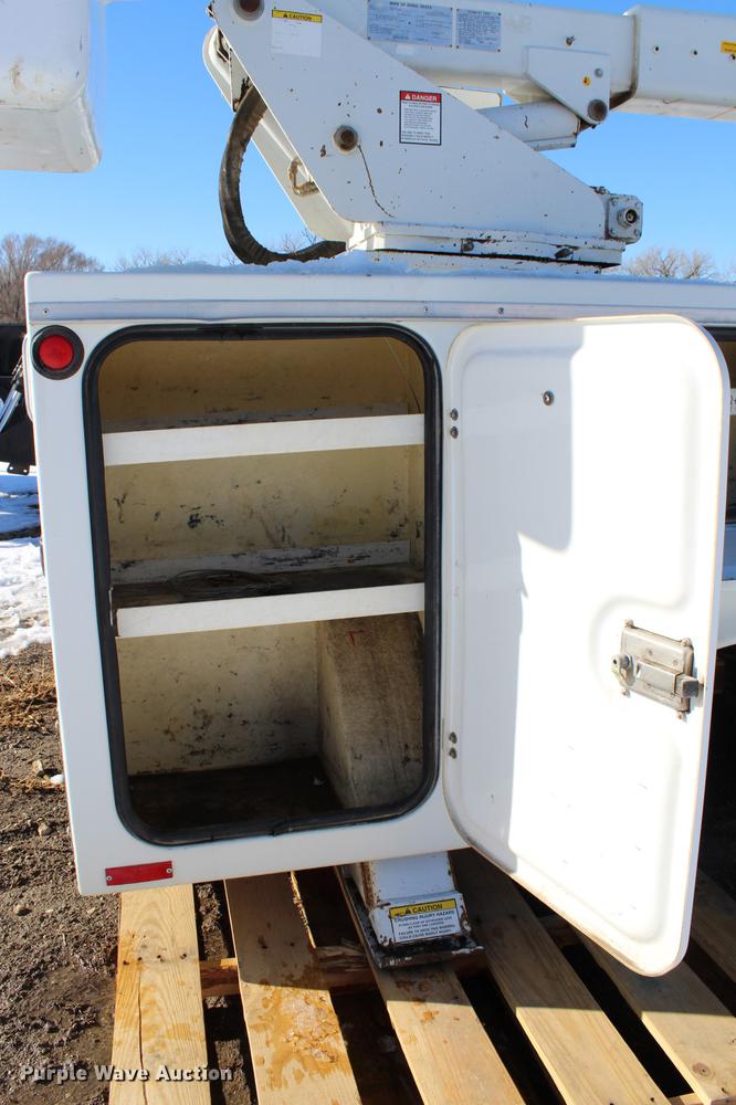 image for item DC7732 Fibre Body utility bed with boom