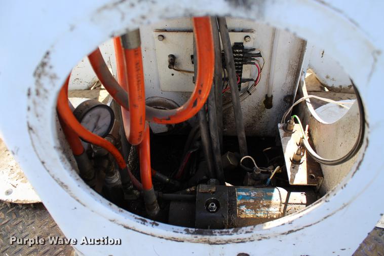 image for item DC7732 Fibre Body utility bed with boom