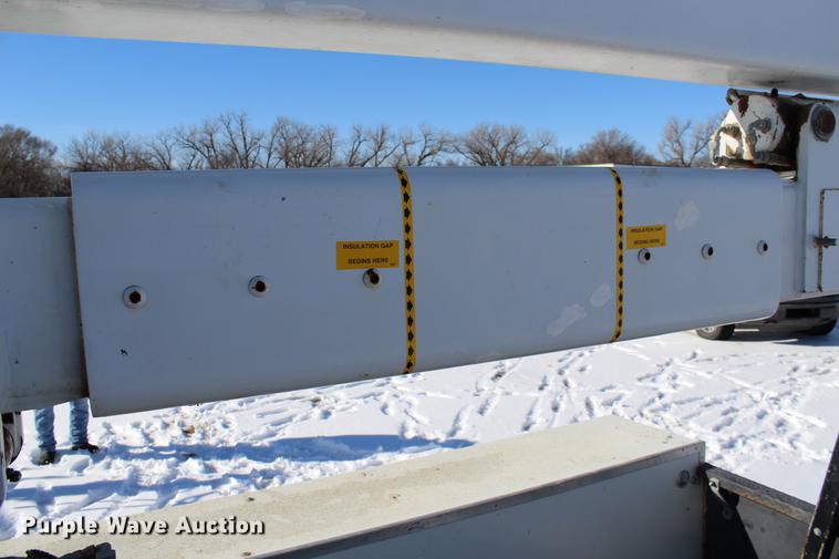 image for item DC7732 Fibre Body utility bed with boom