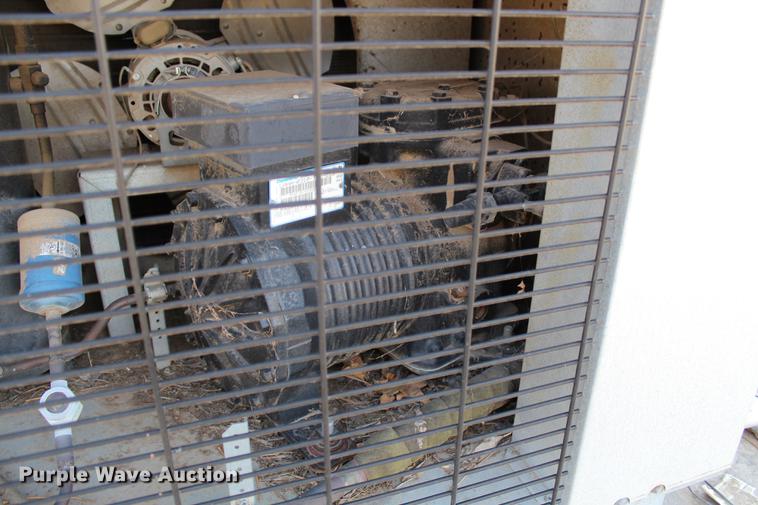 image for item DC7742 Leer walk-in freezer