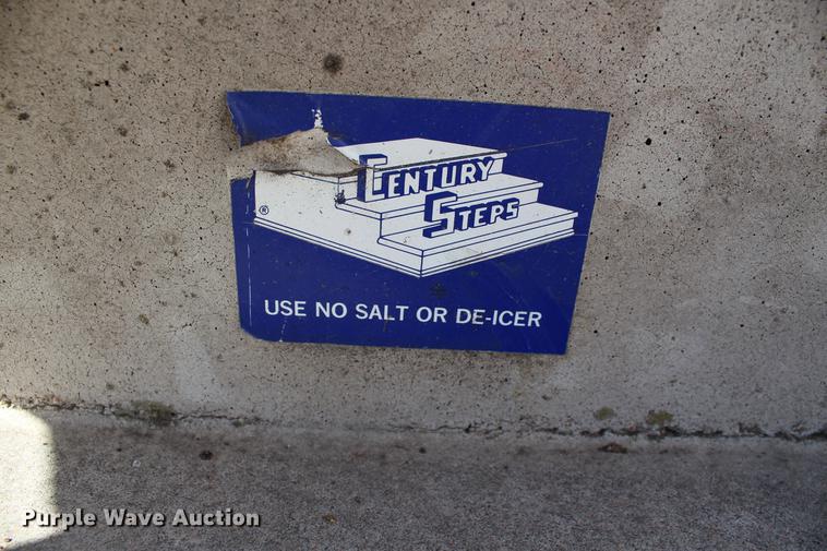 image for item DC7742 Leer walk-in freezer