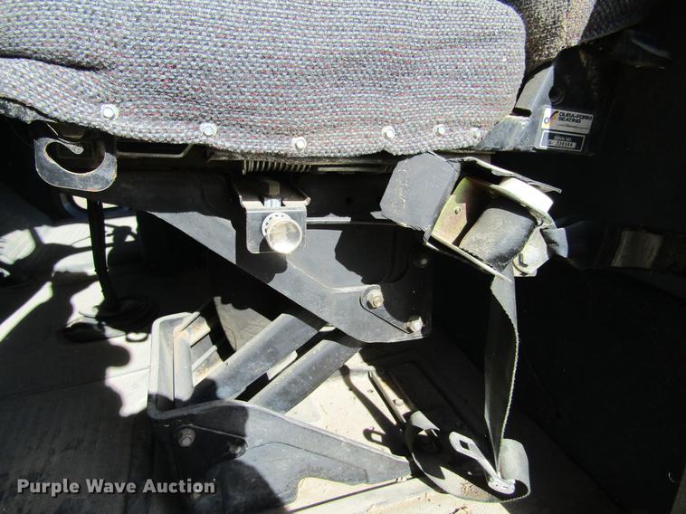 image for item DC8282 1988 International 9300 semi truck