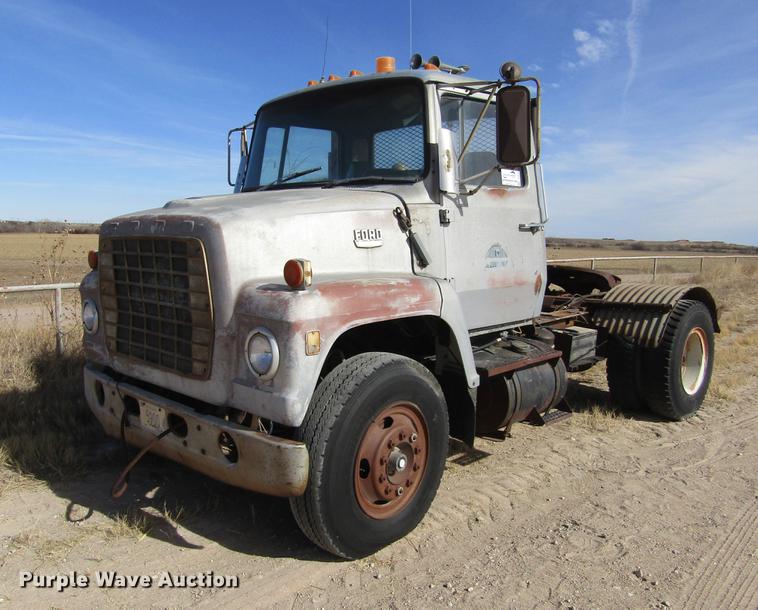 image for item DC8283 1974 Ford 9000 semi truck
