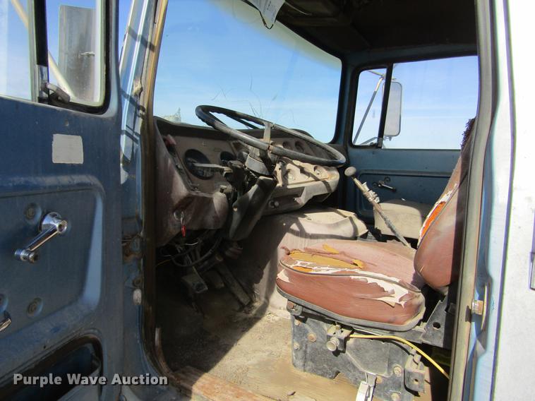 image for item DC8283 1974 Ford 9000 semi truck