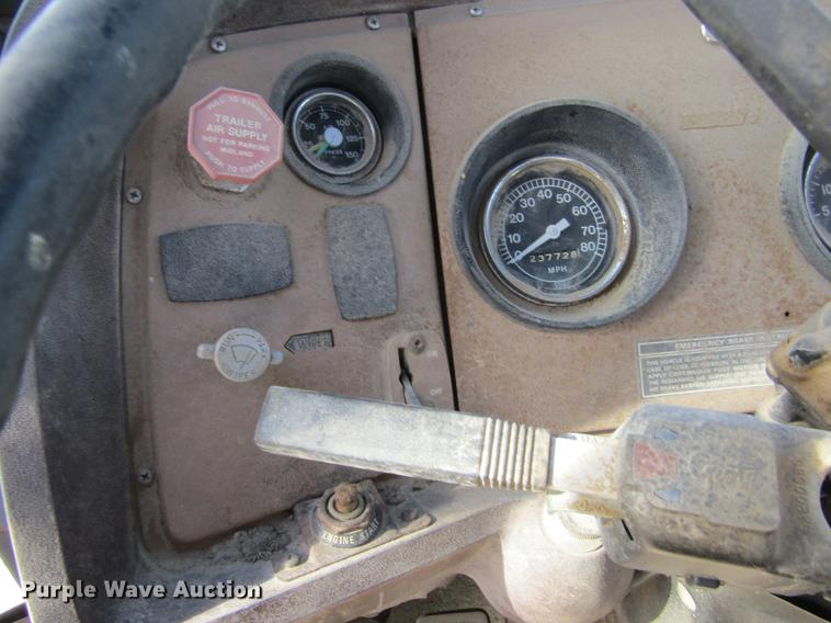 image for item DC8283 1974 Ford 9000 semi truck