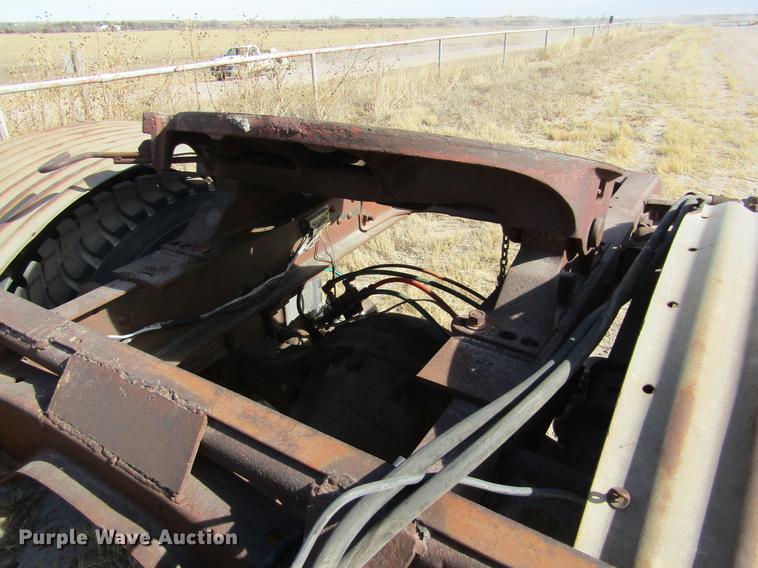 image for item DC8283 1974 Ford 9000 semi truck