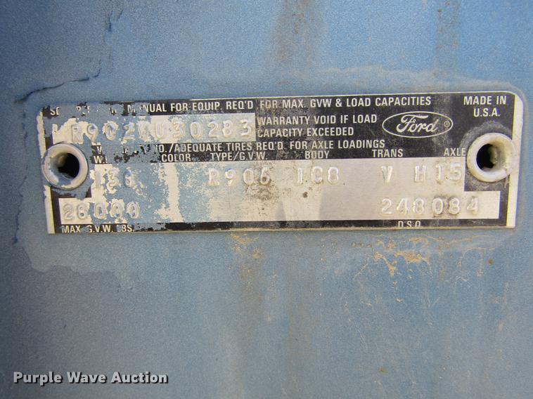 image for item DC8283 1974 Ford 9000 semi truck