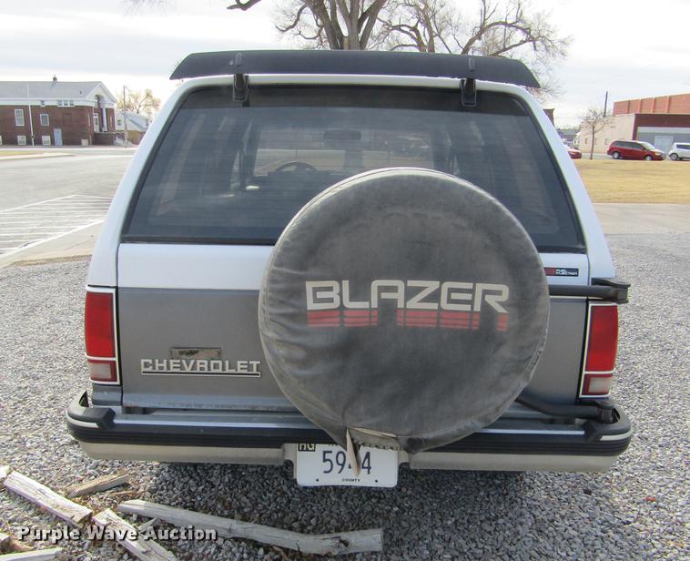 image for item DC8285 1991 Chevrolet S10 Blazer SUV