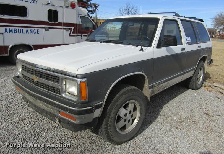 image for item DC8285 1991 Chevrolet S10 Blazer SUV