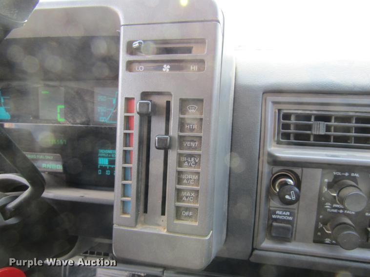 image for item DC8285 1991 Chevrolet S10 Blazer SUV