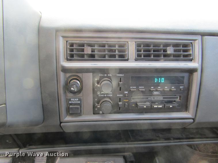 image for item DC8285 1991 Chevrolet S10 Blazer SUV