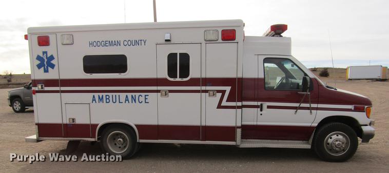image for item DC8286 1994 Ford Econoline E350 ambulance