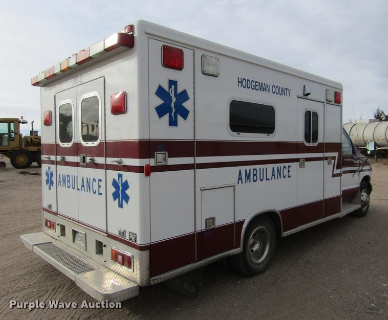 image for item DC8286 1994 Ford Econoline E350 ambulance