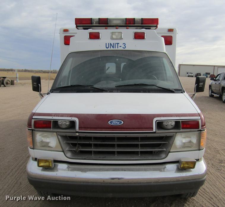 image for item DC8286 1994 Ford Econoline E350 ambulance