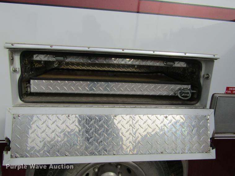 image for item DC8286 1994 Ford Econoline E350 ambulance