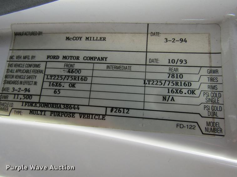 image for item DC8286 1994 Ford Econoline E350 ambulance