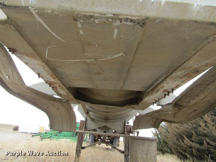 image for item DC8290 1983 Timpte 307-AL tank trailer