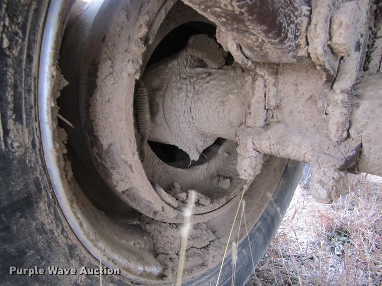 image for item DC8290 1983 Timpte 307-AL tank trailer