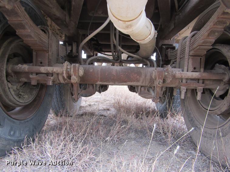 image for item DC8290 1983 Timpte 307-AL tank trailer