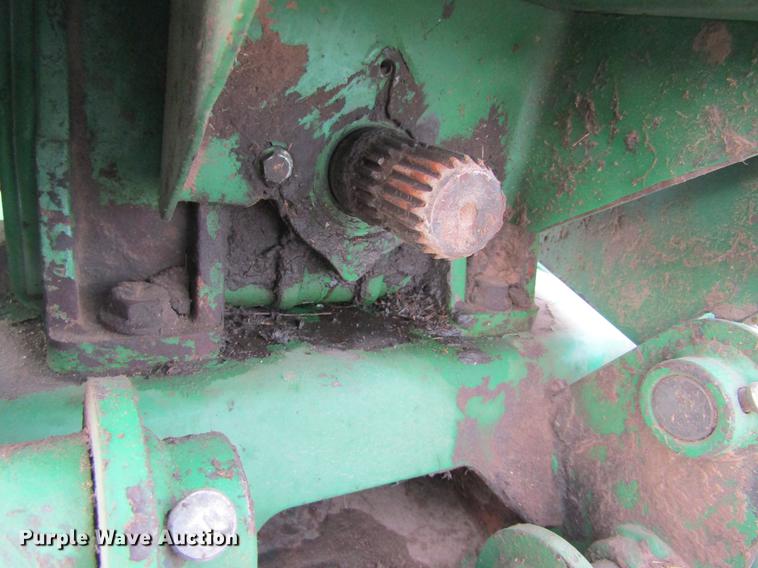 image for item DC8292 John Deere CX15 rotary mower