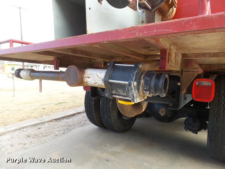 image for item DC8496 1996 International 8100 tank truck