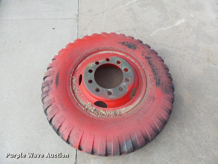 image for item DC8496 1996 International 8100 tank truck