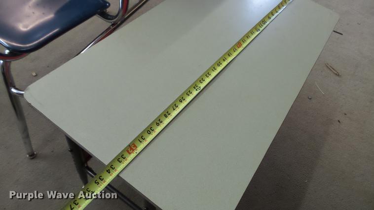 image for item DT9433 Approximately 46 school desks