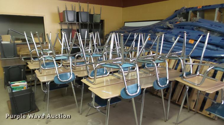image for item DT9433 Approximately 46 school desks