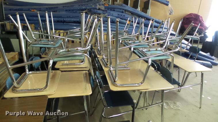 image for item DT9433 Approximately 46 school desks