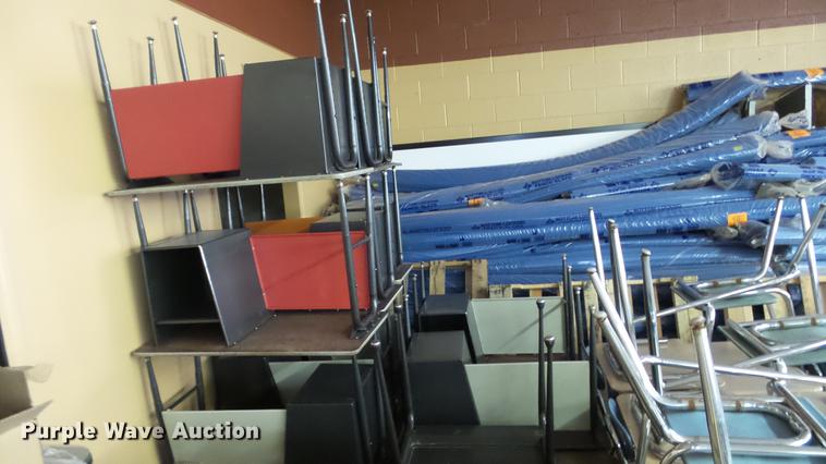 image for item DT9433 Approximately 46 school desks