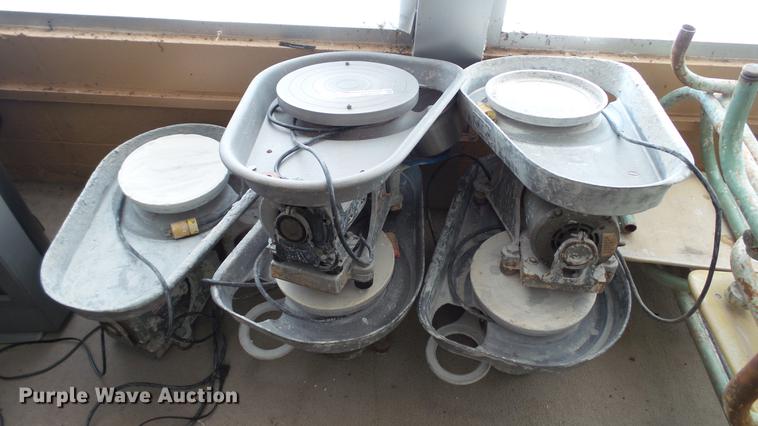 image for item DT9434 (5) pottery wheels