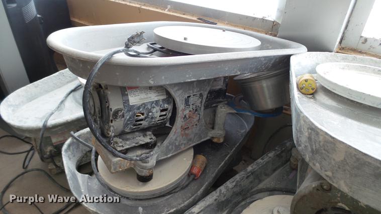 image for item DT9434 (5) pottery wheels