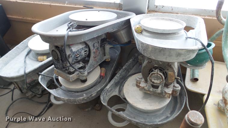 image for item DT9434 (5) pottery wheels