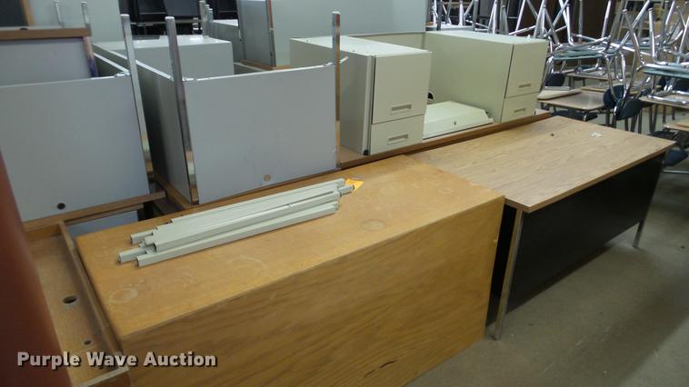 image for item DT9437 Approximately 26 desks