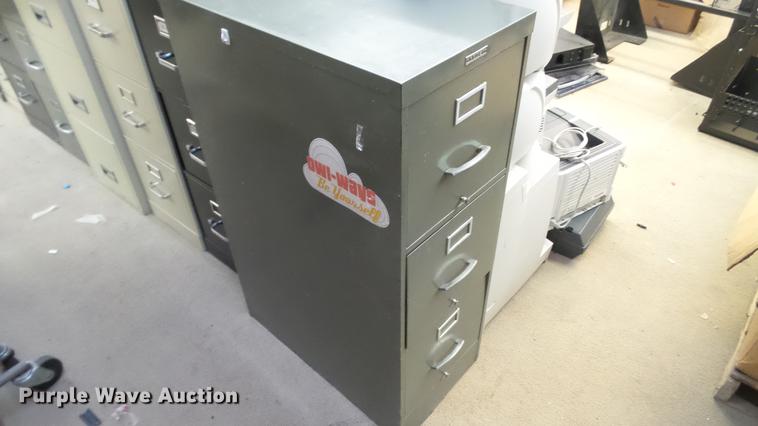 image for item DT9441 Approximately 23 file cabinets