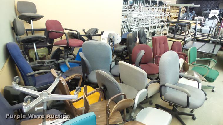 image for item DT9446 Approximately 55 chairs