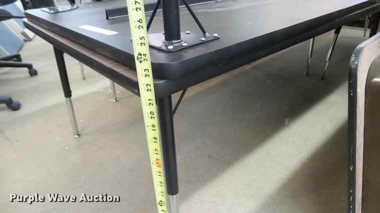 image for item DT9447 (13) tables