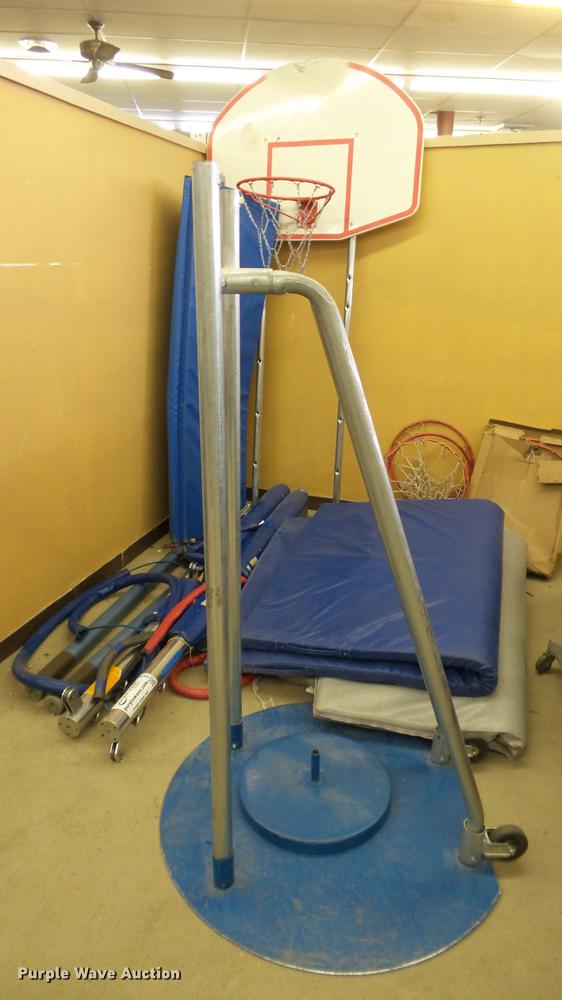 image for item DT9450 Sporting goods