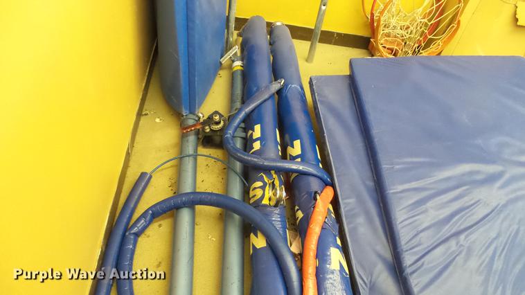 image for item DT9450 Sporting goods