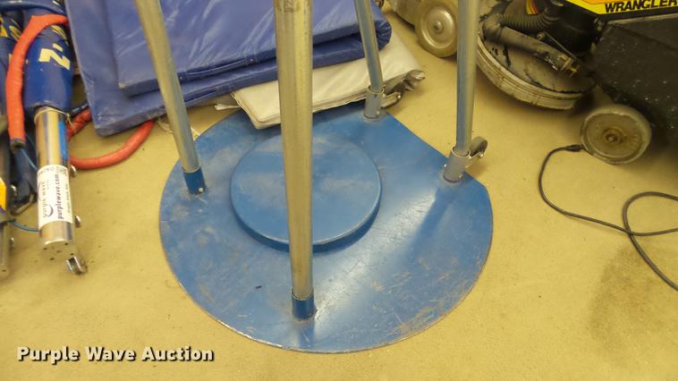 image for item DT9450 Sporting goods