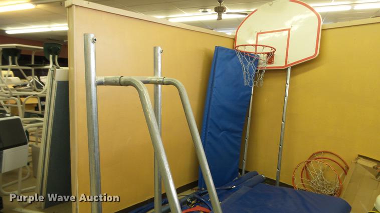 image for item DT9450 Sporting goods